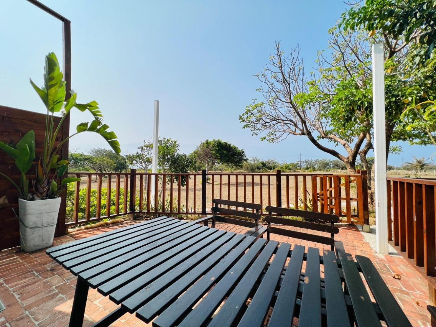 Kenting Comic B&B&Spring Хенгчун Экстерьер фото